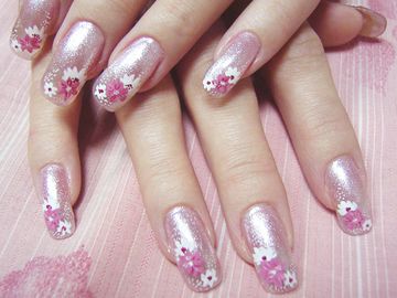 http://elysiumstudio.hu/images/manicure2.jpg